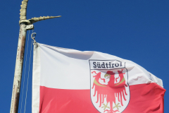 Südtiroler-Fahne-an-der-Müllerhütte